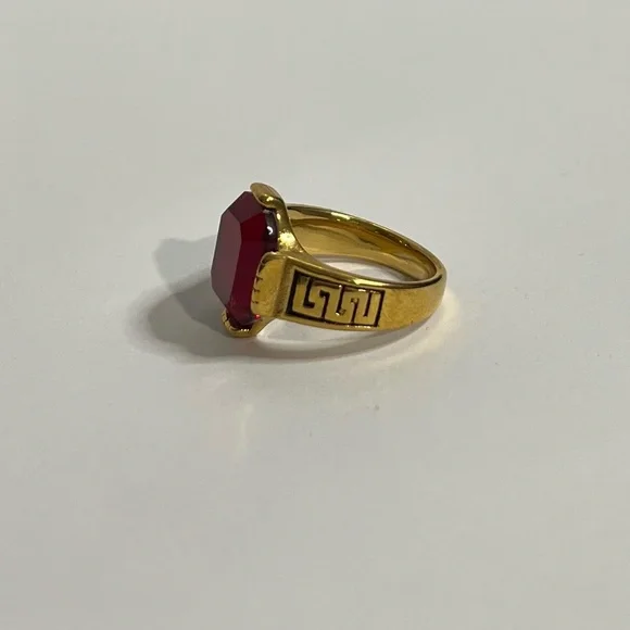 Stainless steel red ring - Picture 2 of 4